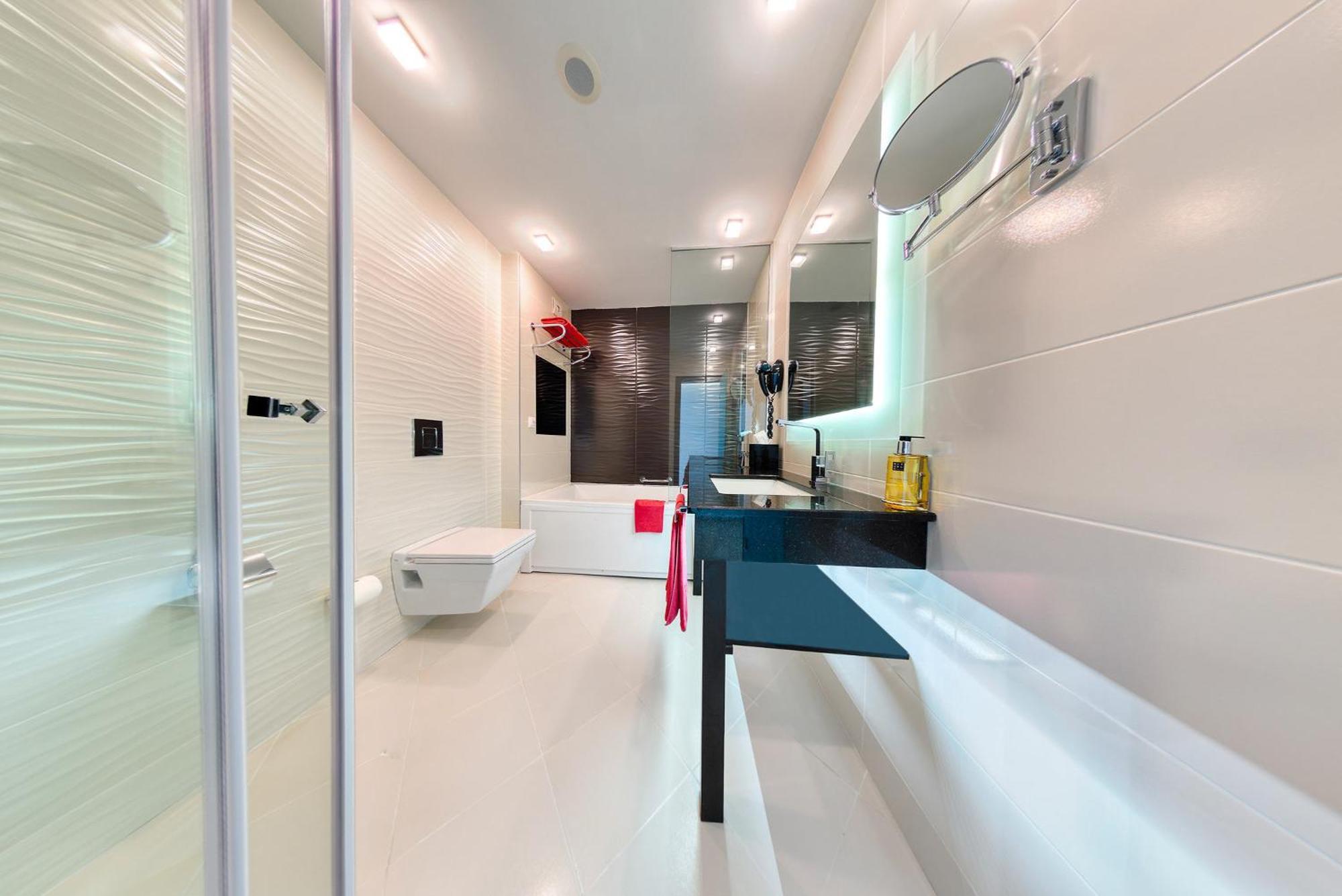 Junior Suite Side Sea View – Premium A la cart & Exclusive Adults only Beach Access,1589159233:JPEG