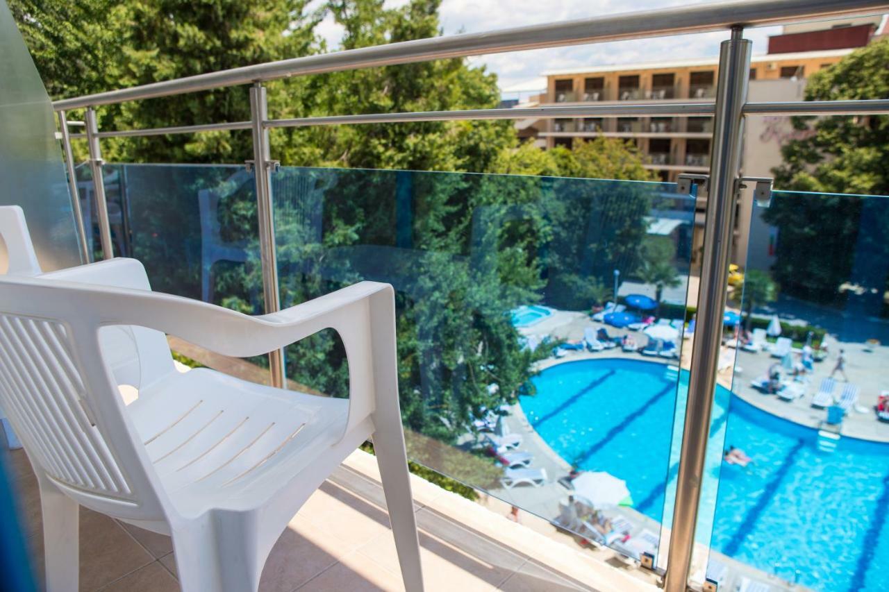 Familienzimmer mit Balkon (2 Erwachsene + 2 Kinder)